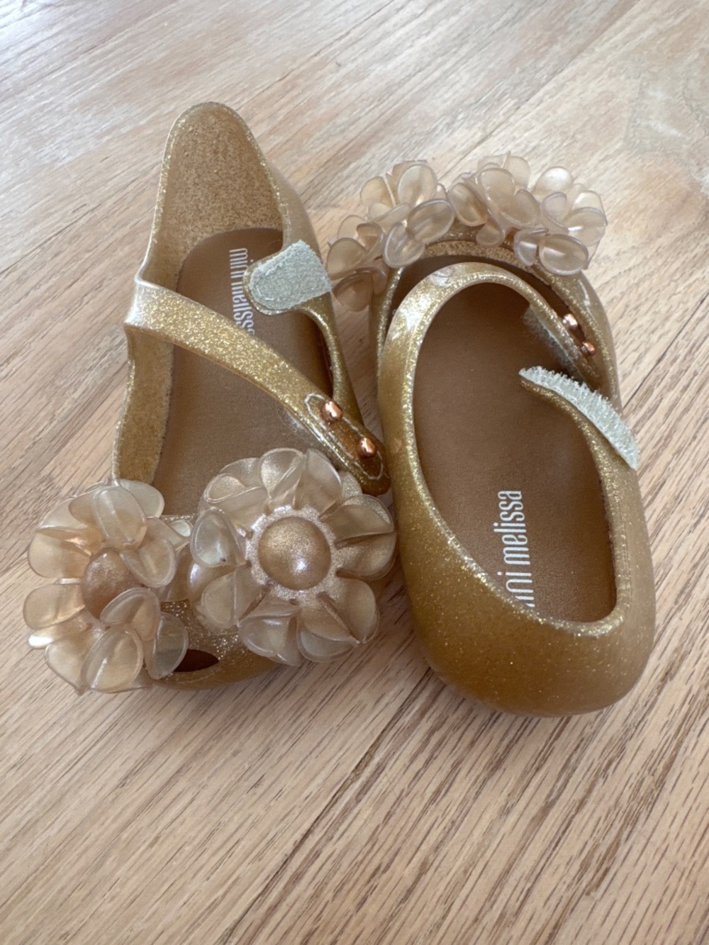 Mini Melissa - Picture 3 of 3